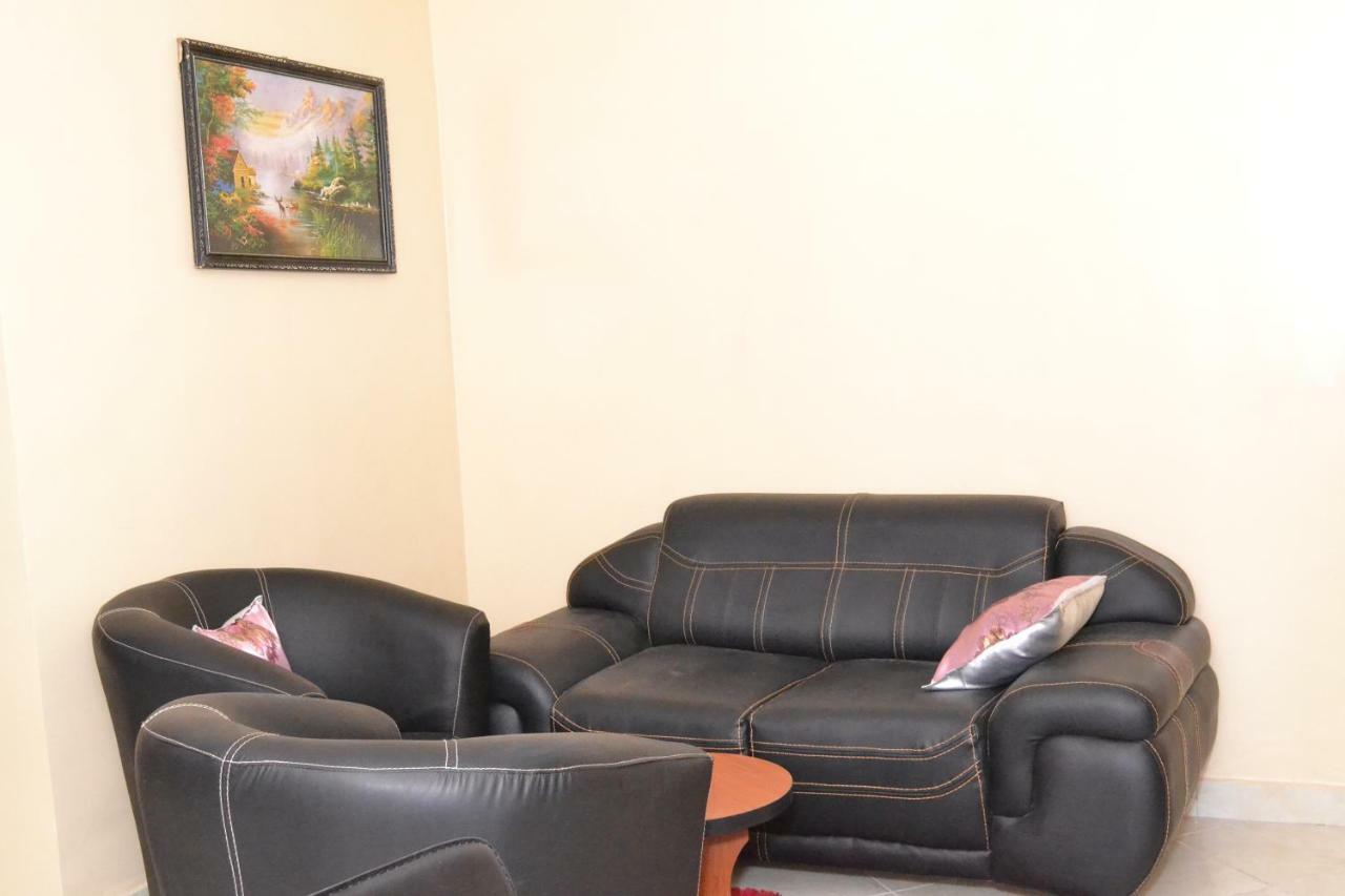 Limoh Suites Benin-Stadt Exterior foto