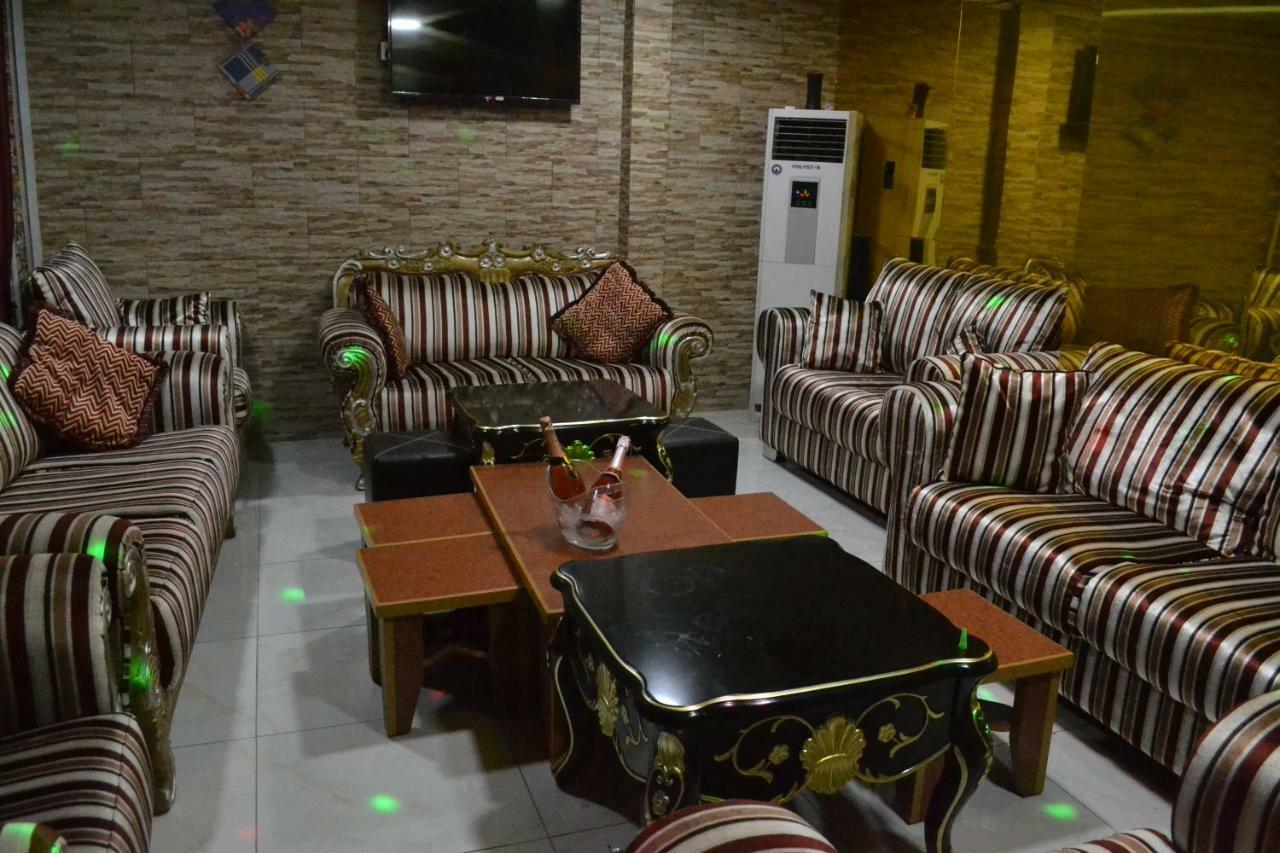 Limoh Suites Benin-Stadt Exterior foto