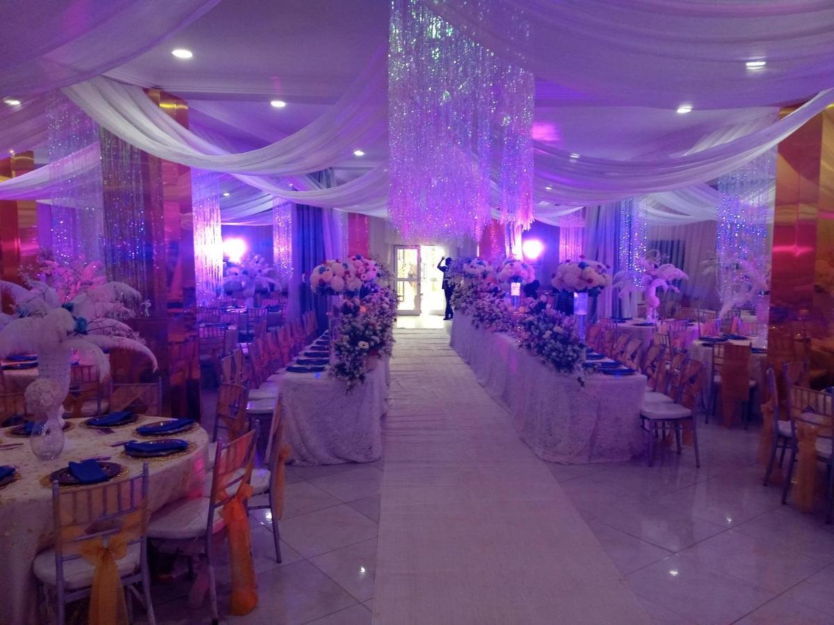 Limoh Suites Benin-Stadt Exterior foto